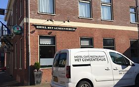 Hotel het Gemeentehuis Uithuizen